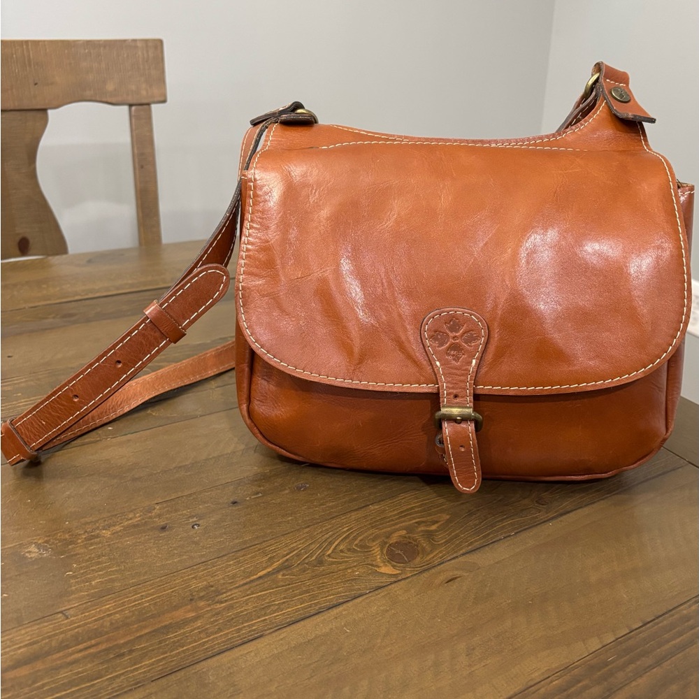 Patricia Nash London Saddle Bag